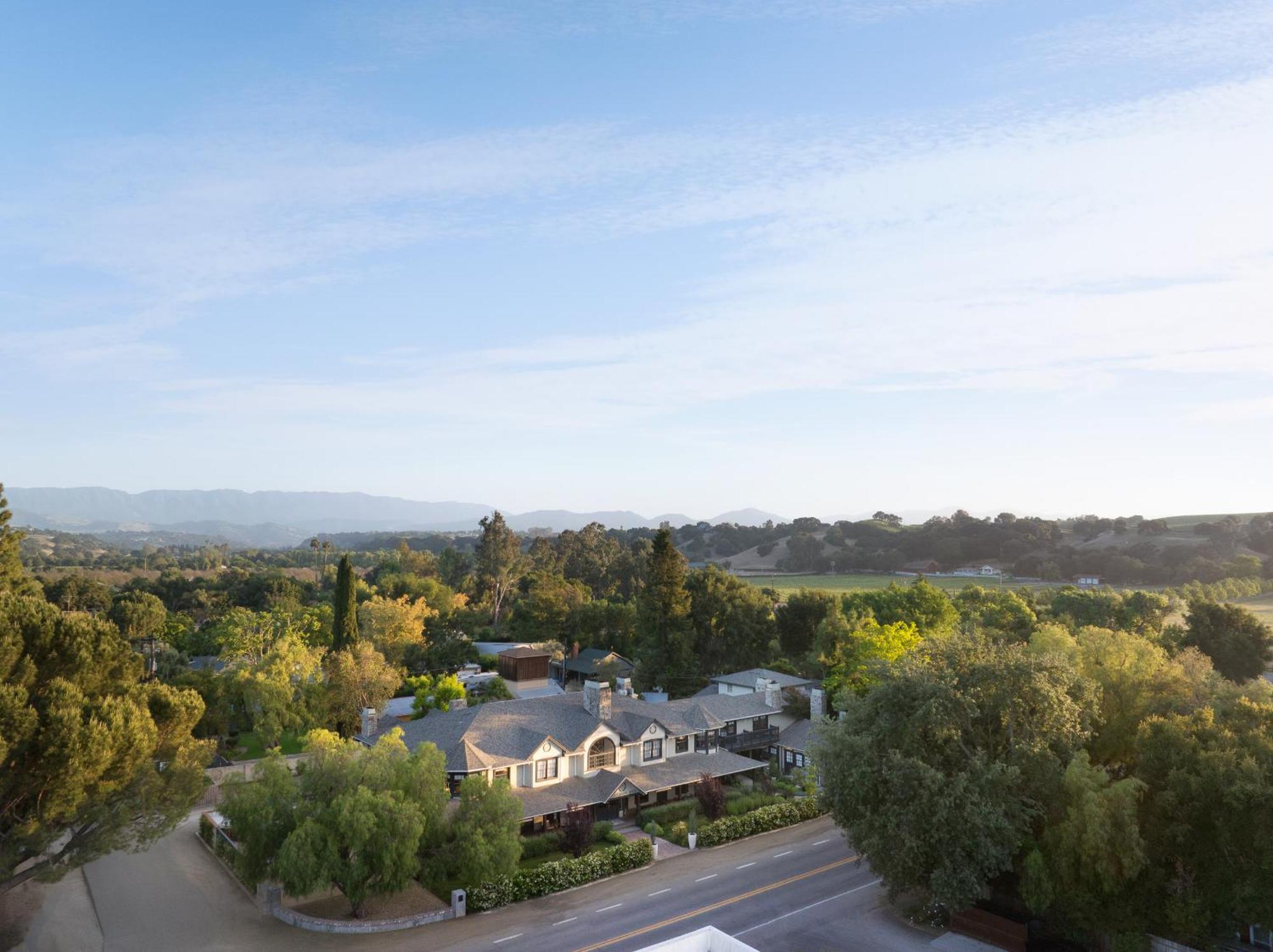 The Ballard Inn, A Kirkwood Collection Hotel Εξωτερικό φωτογραφία